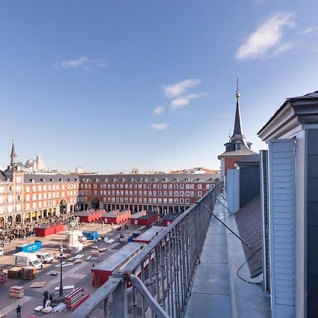 Historic Penthouse Plaza Mayor In Madrid Exterior photo
